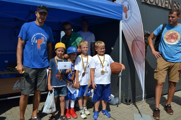 Klaipėdos krepšinio mokyklos 3x3 krepšinio turnyro &quot;Jūros šventė su KK &quot;Neptūnas&quot;-2018 prizininkai